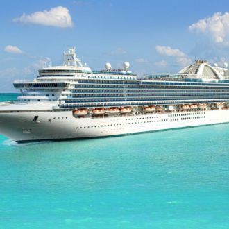 ankunft-in-dubai-port-rashid-mit-dem-clubschiff